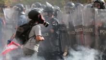 Manifestantes en Líbano asaltan ministerios mientras violentas protestas se apoderan de Beirut